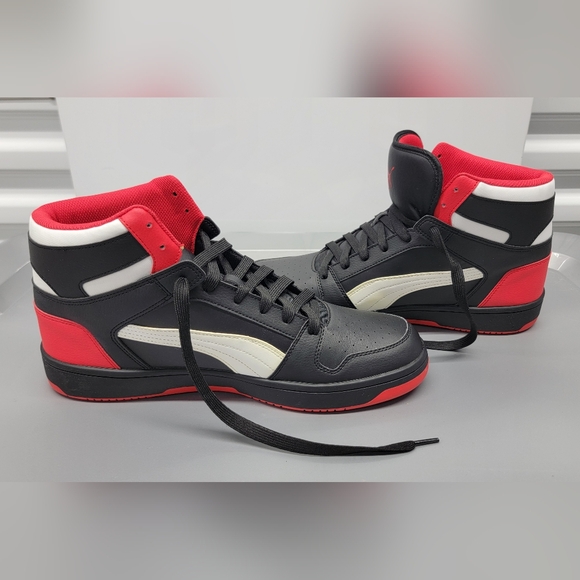 Puma - Picture 4 of 9